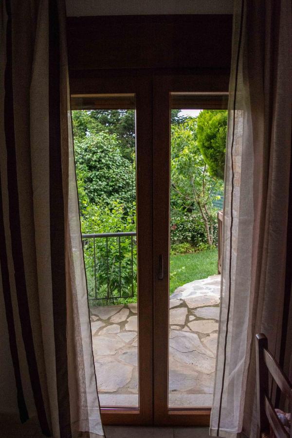 Efi'S Guest House Айос-Дімітріос Екстер'єр фото